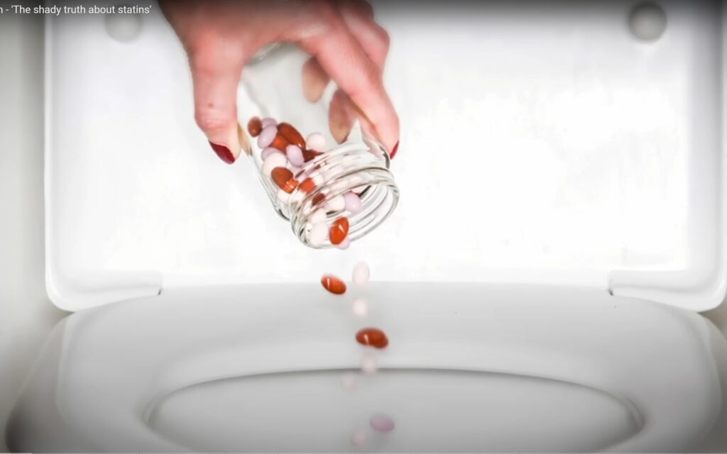 Takhle si doktor Mason představuje ideální způsob přidávání statinů do vody :)